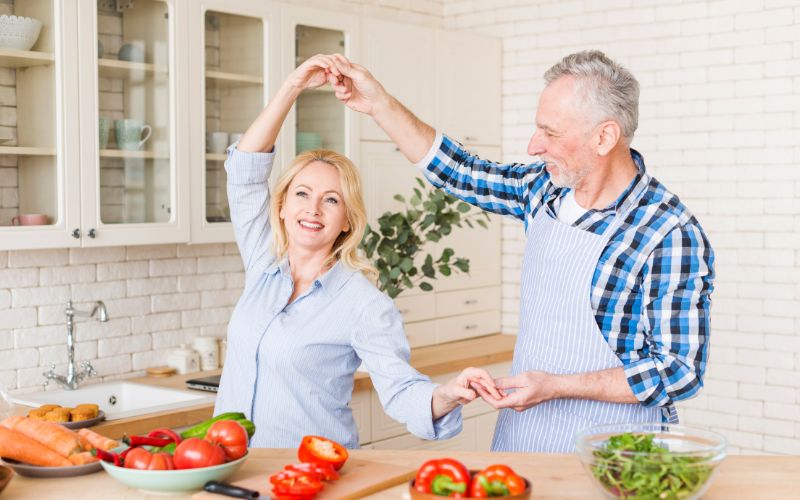 Một chế độ ăn uống lành mạnh và cân bằng là chìa khóa giúp duy trì mức NAD+ ổn định