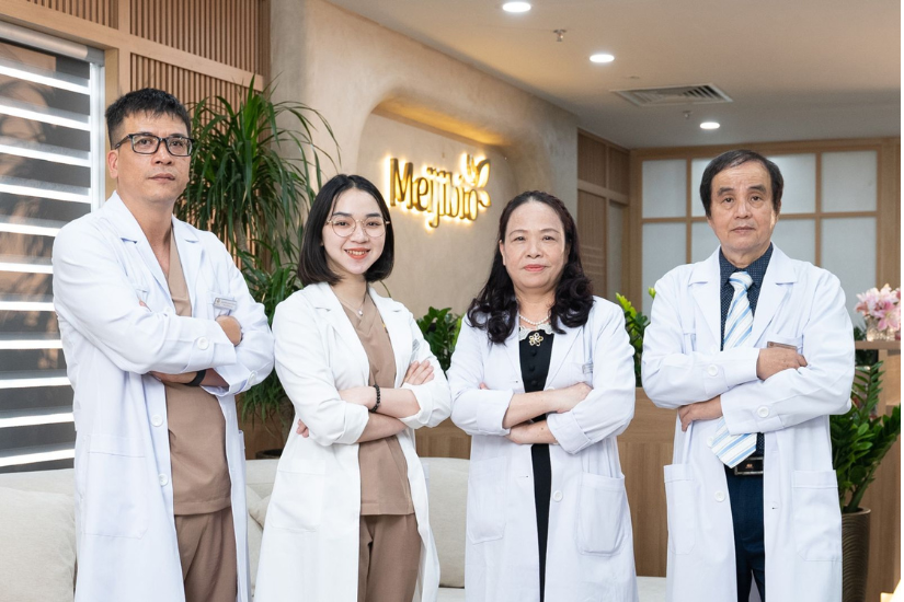 Đội ngũ bác sĩ
